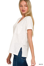 Pocket V-Neck Slub Top in White (REG)