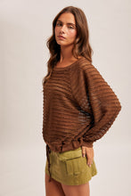 Lightweight Textured Tie Top in Brown (REG)