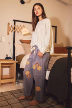 Relaxed Daisy Patch Pants in Blue Haze (REG)