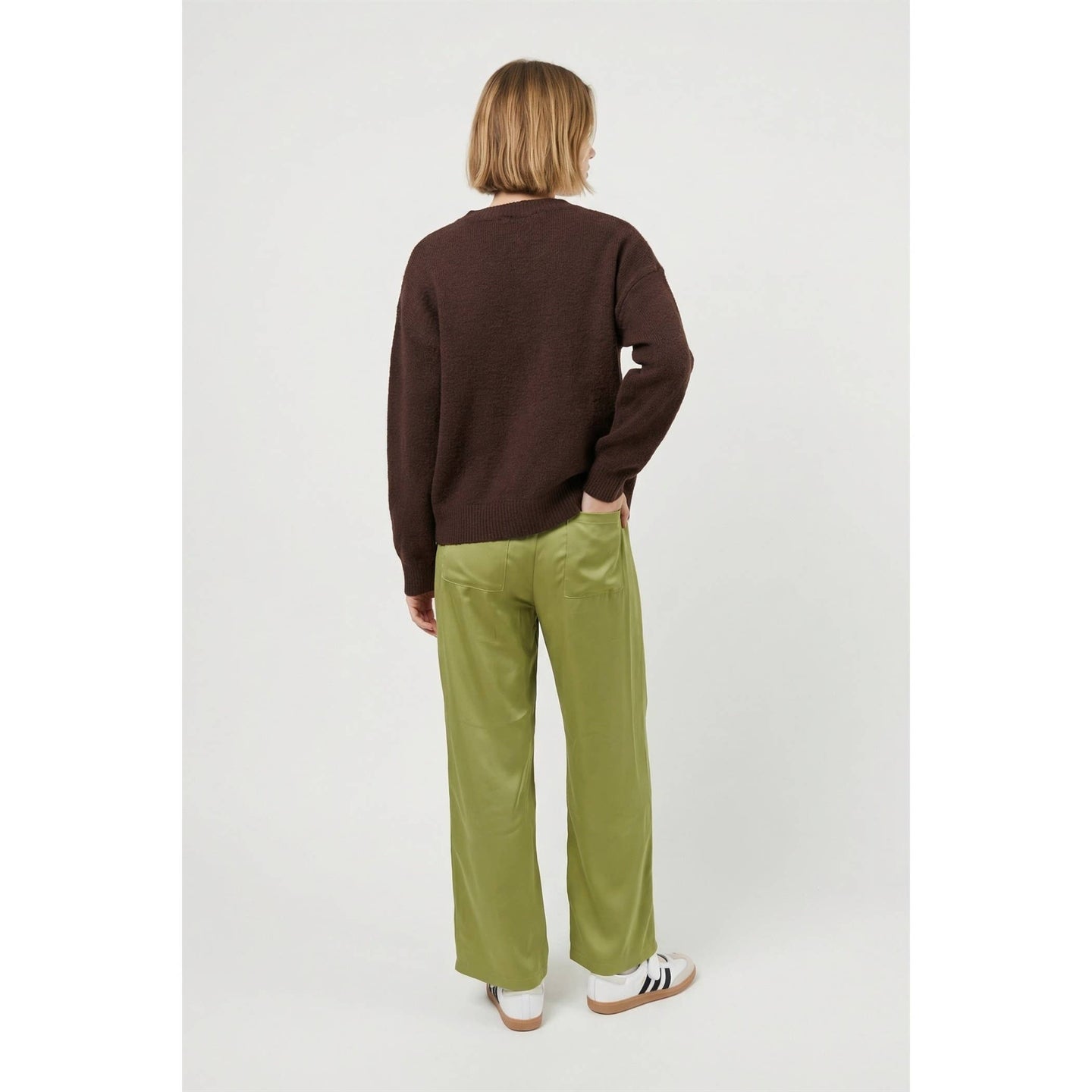 Homebody Sweater in Espresso (REG)