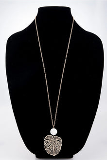 Leaf Pendant Necklace