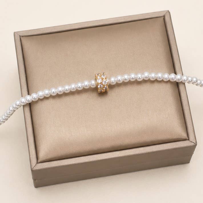 Encrusted Ring Pearl Necklace