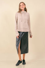 Embo Texture Hoodie Top in Ecru (REG)