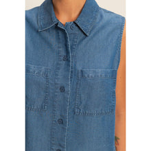 Sleeveless Dark Denim Button-Up Top (REG)