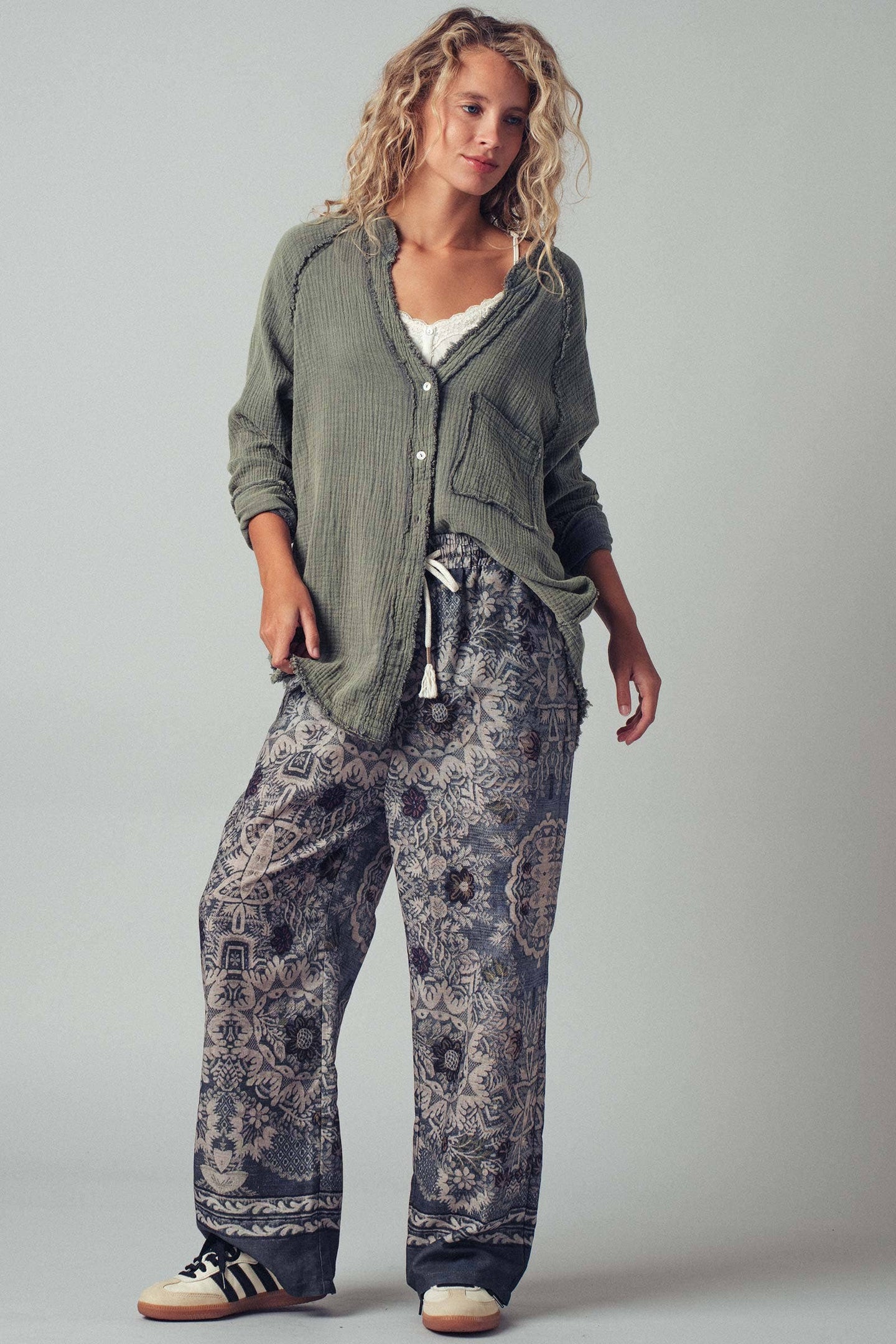 Crinkled Gauze Button Top (REG)