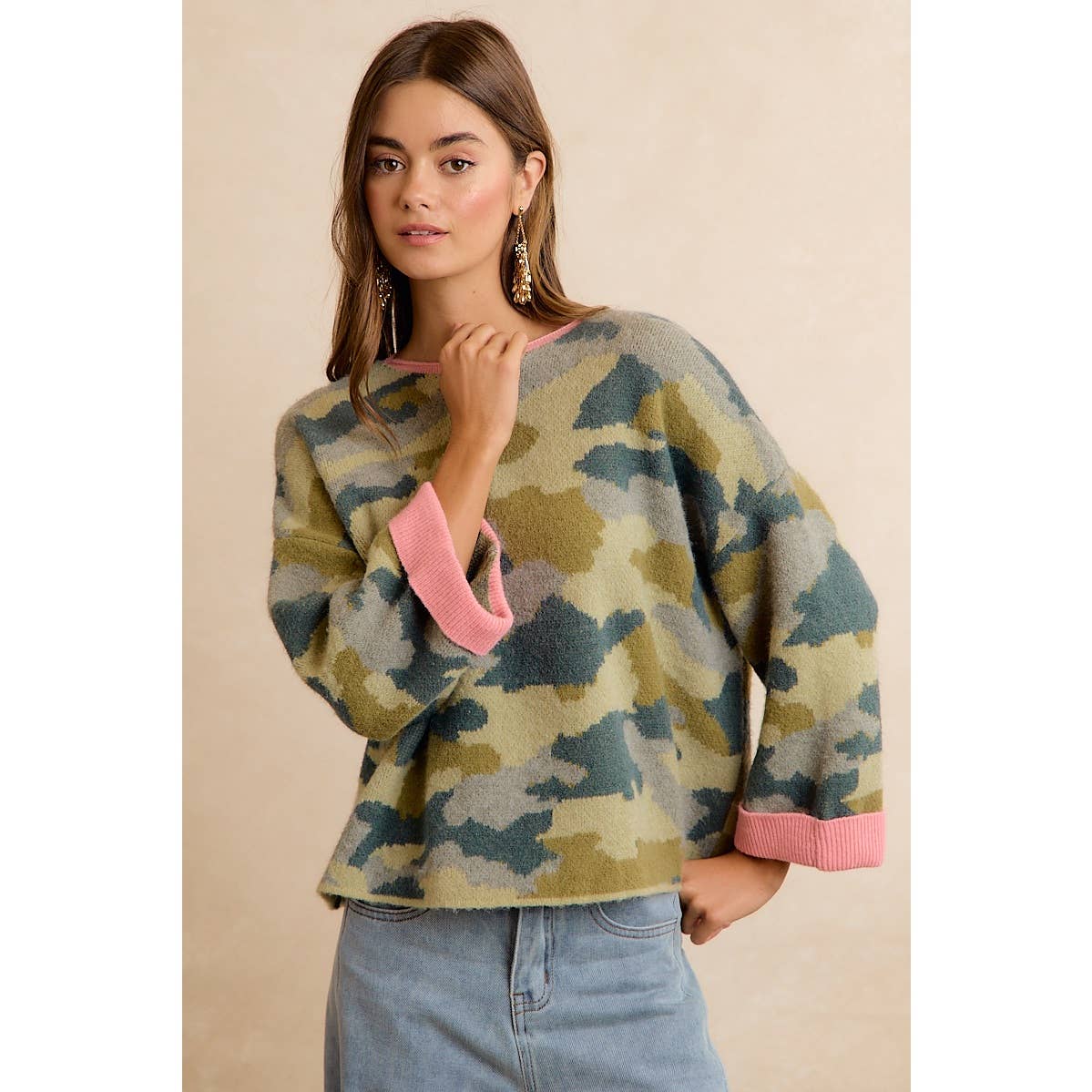 Camo Contrast Roll Sleeve Sweater (REG)