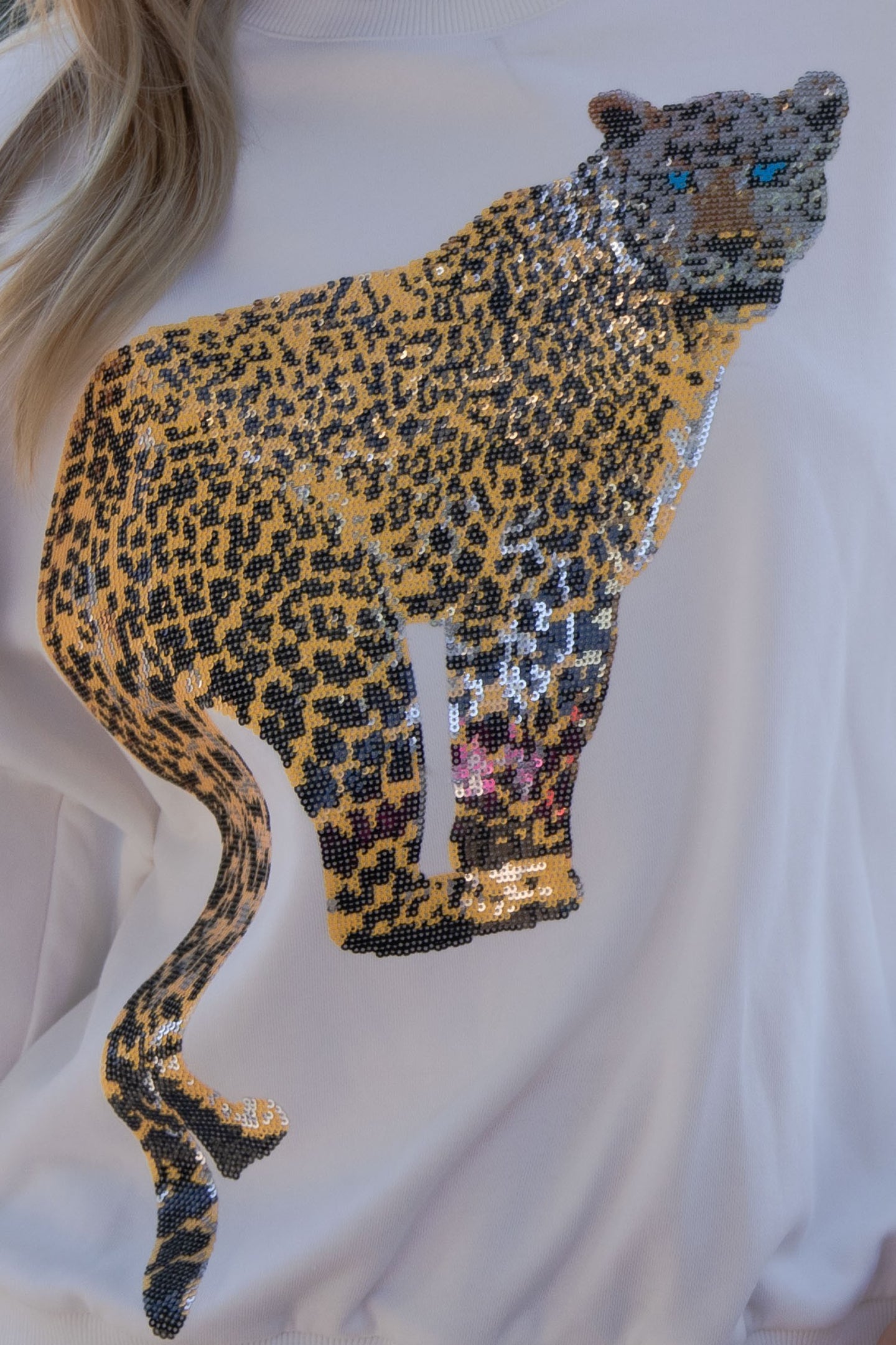 Sequin Leopard Sweatshirt (REG)