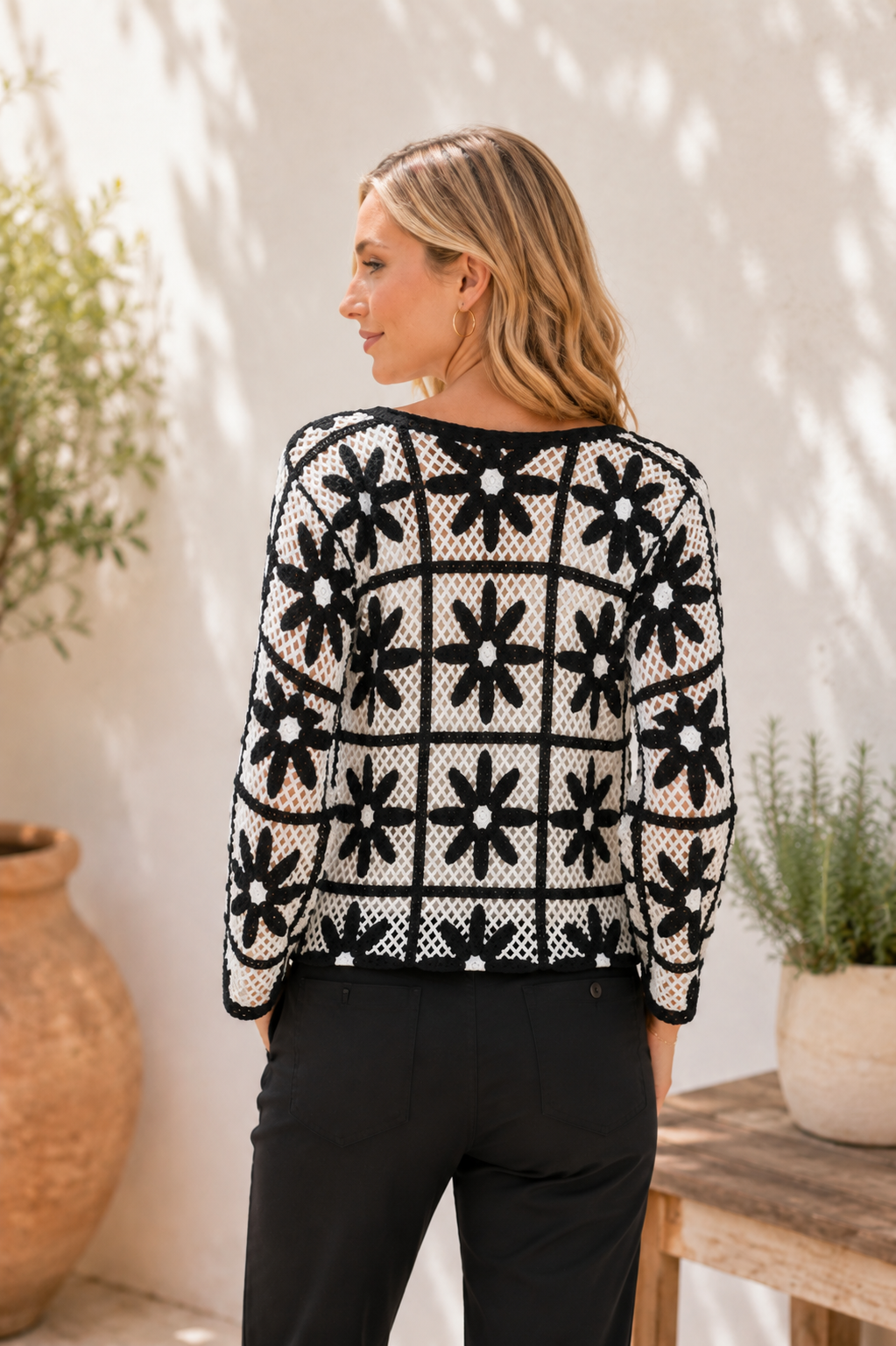 Black Floral Crochet Sweater (PLUS)