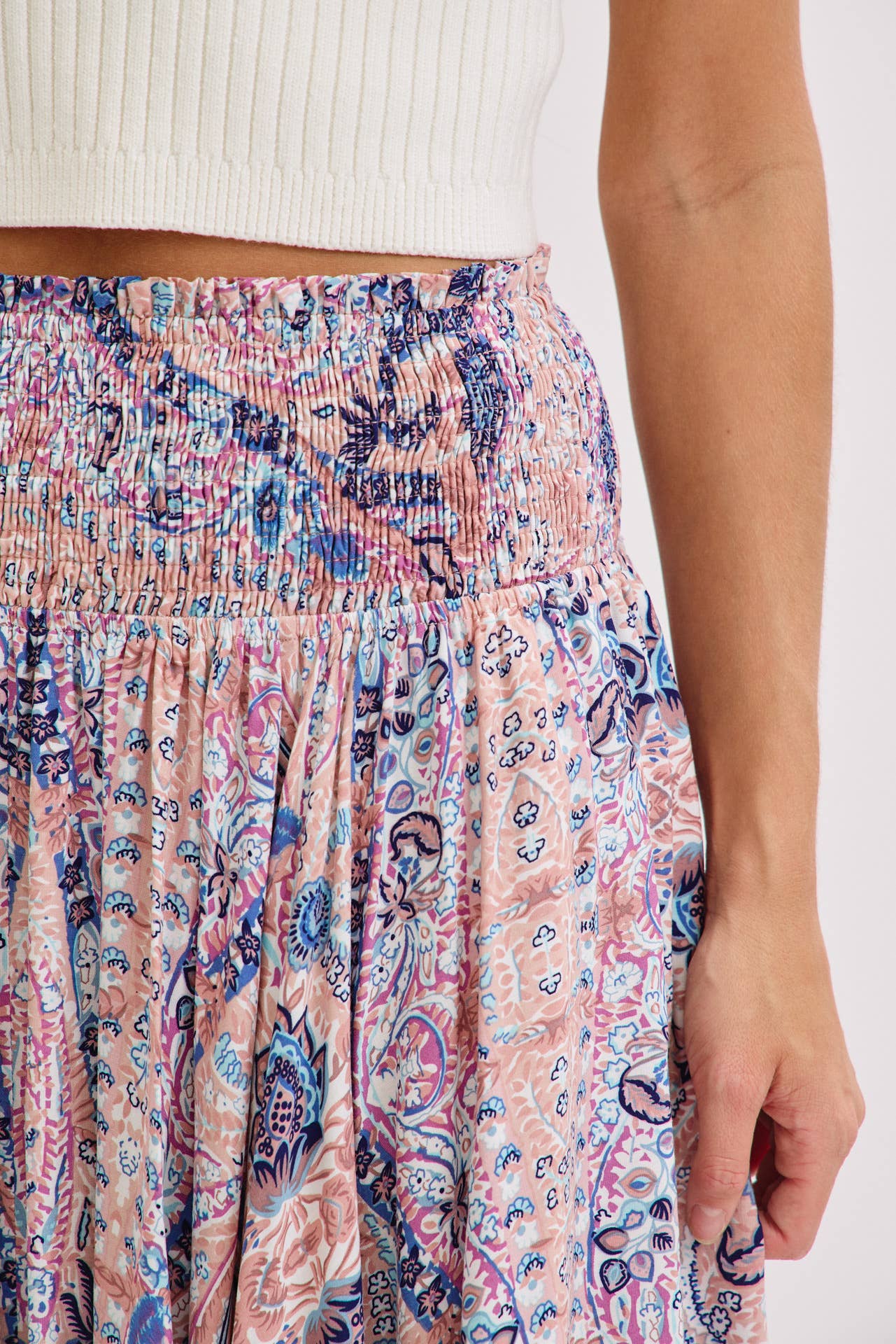 Enchanting Floral Midi Skirt (REG)
