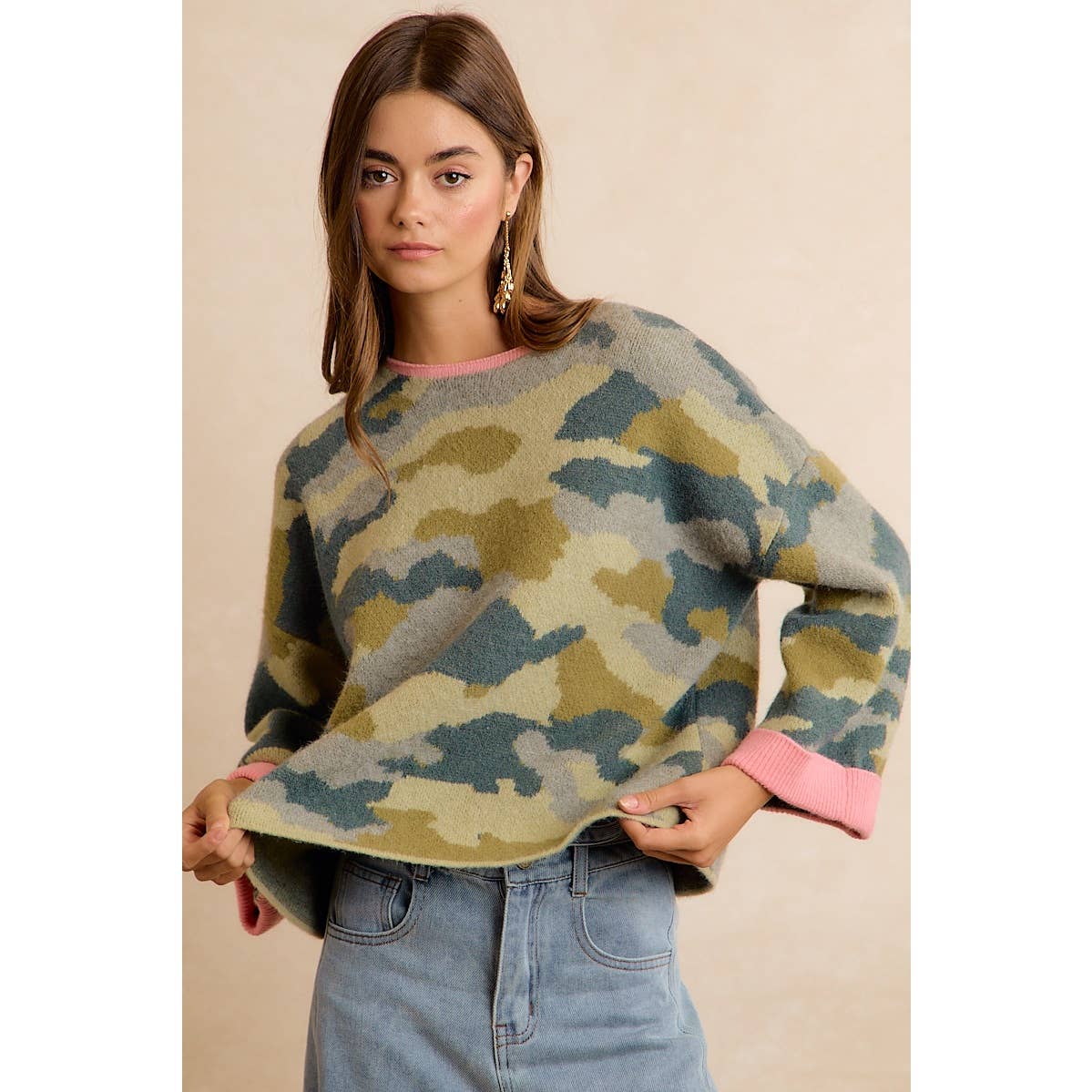 Camo Contrast Roll Sleeve Sweater (REG)