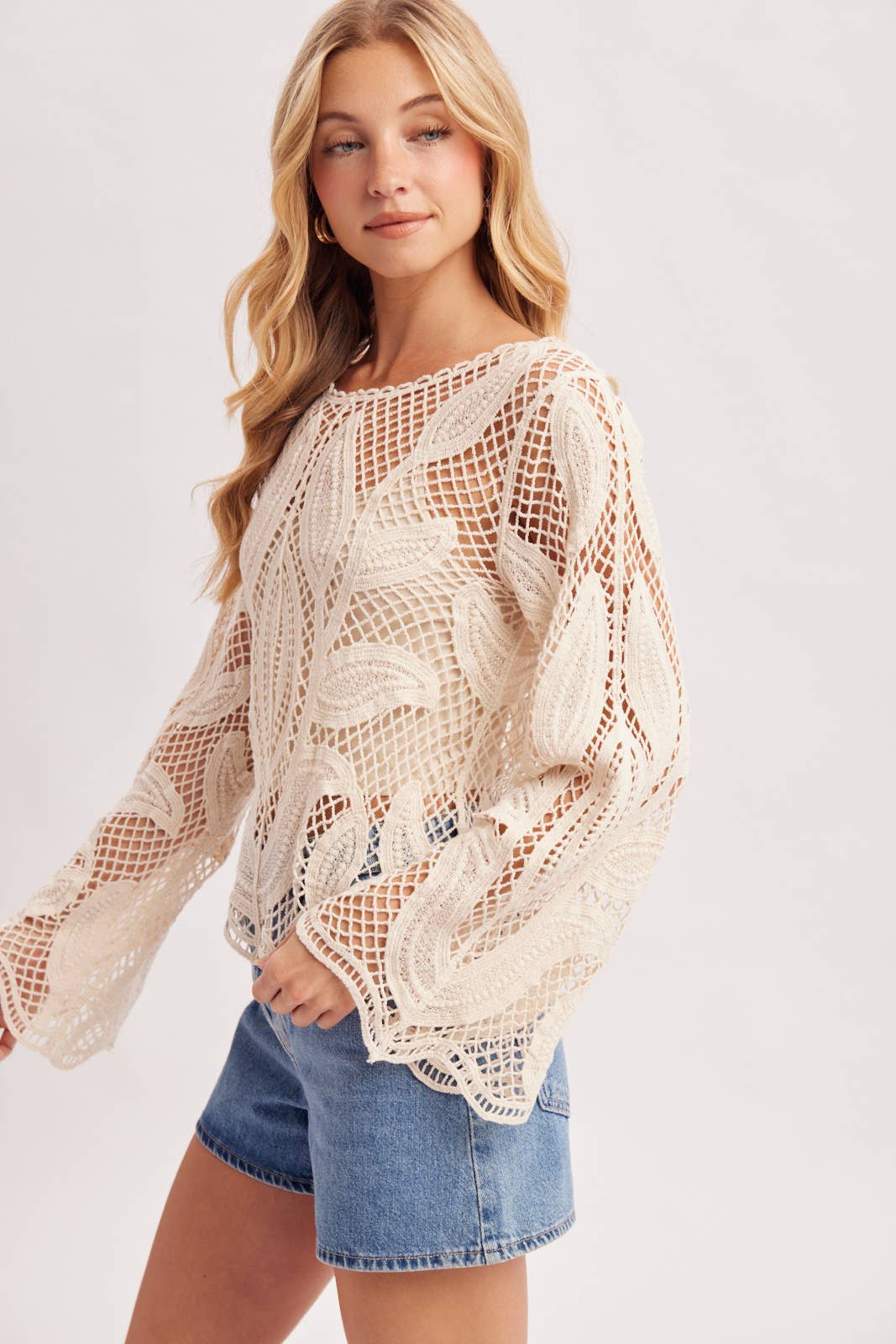 Heavenly Scalloped Crochet Top (REG)