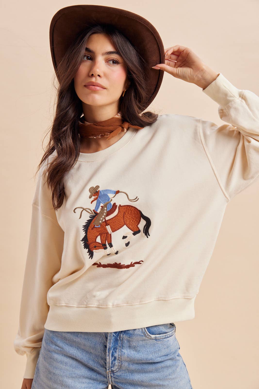 Yeehaw Western Horse Sweatshirt in Ivory (REG)