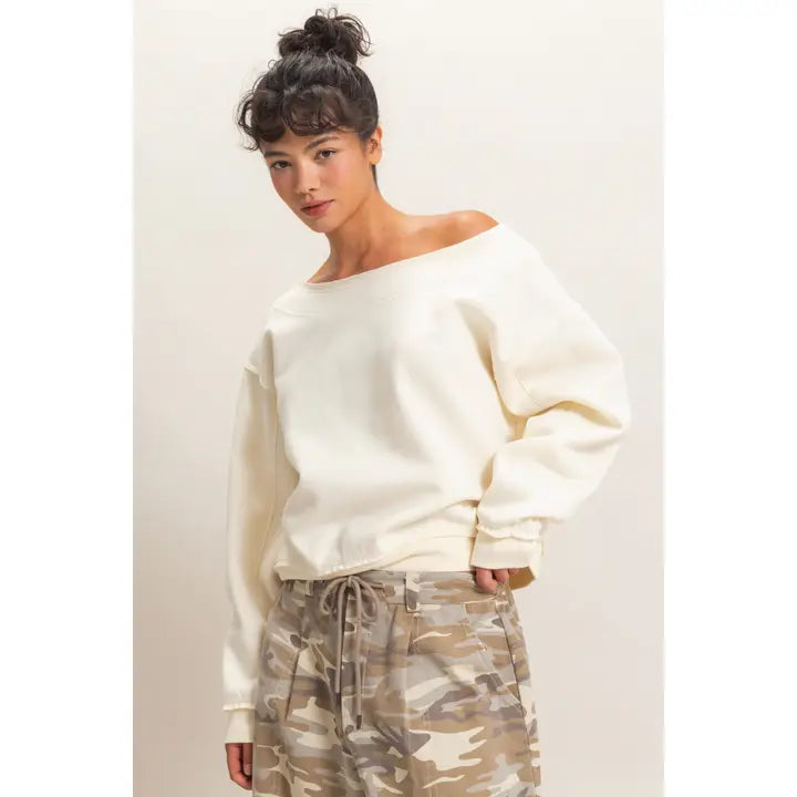 Raw Edge Off Shoulder Sweatshirt in Cream (REG)