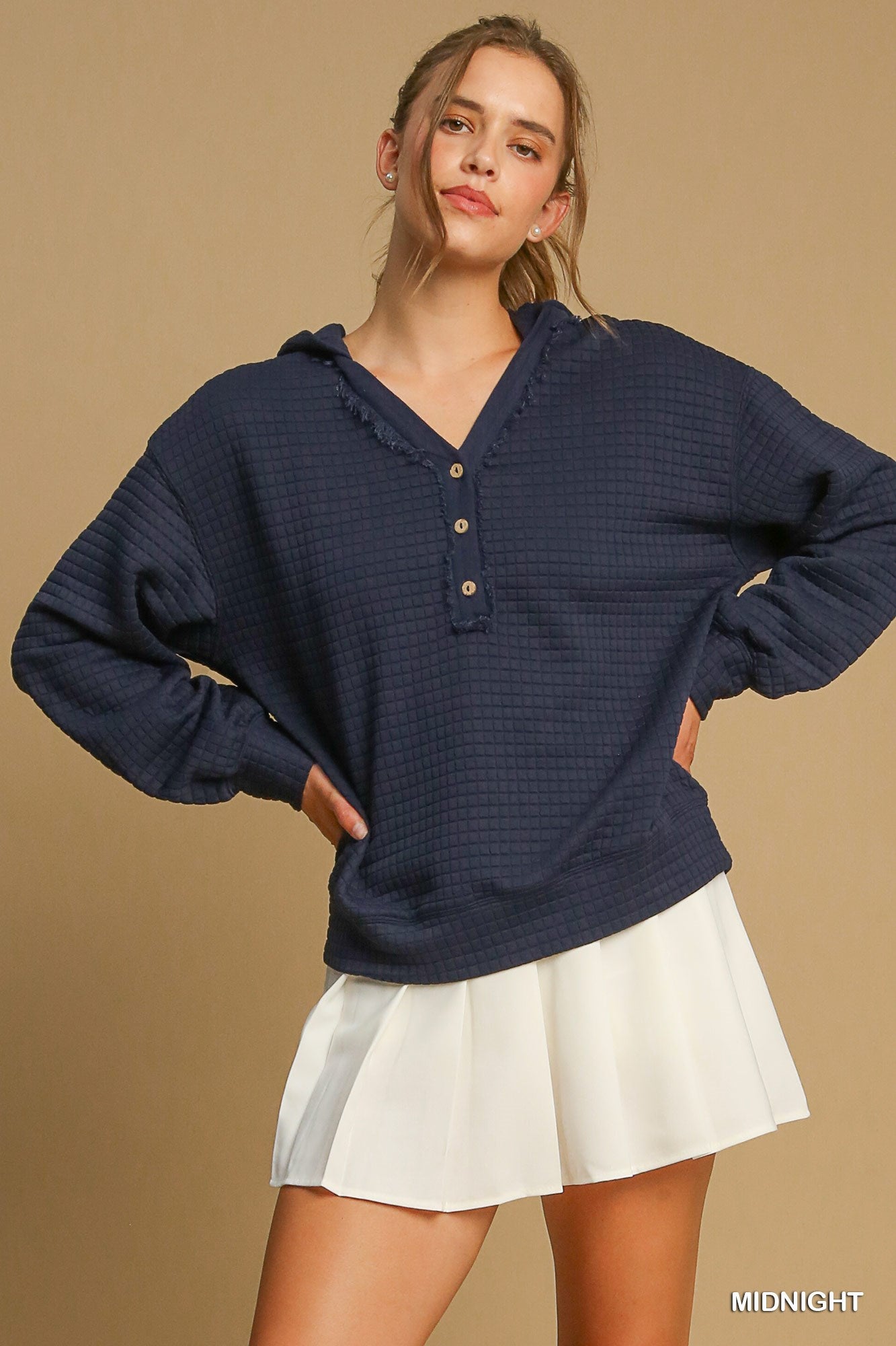 Frayed Henley Hoodie Top in Midnight (REG)