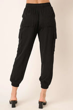 Rayon Twill Cargo Pants in Black (REG)