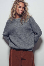 Sweater & Hooded Scarf Set (REG)