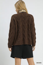 Classic Cable Sweater in Brown (REG)