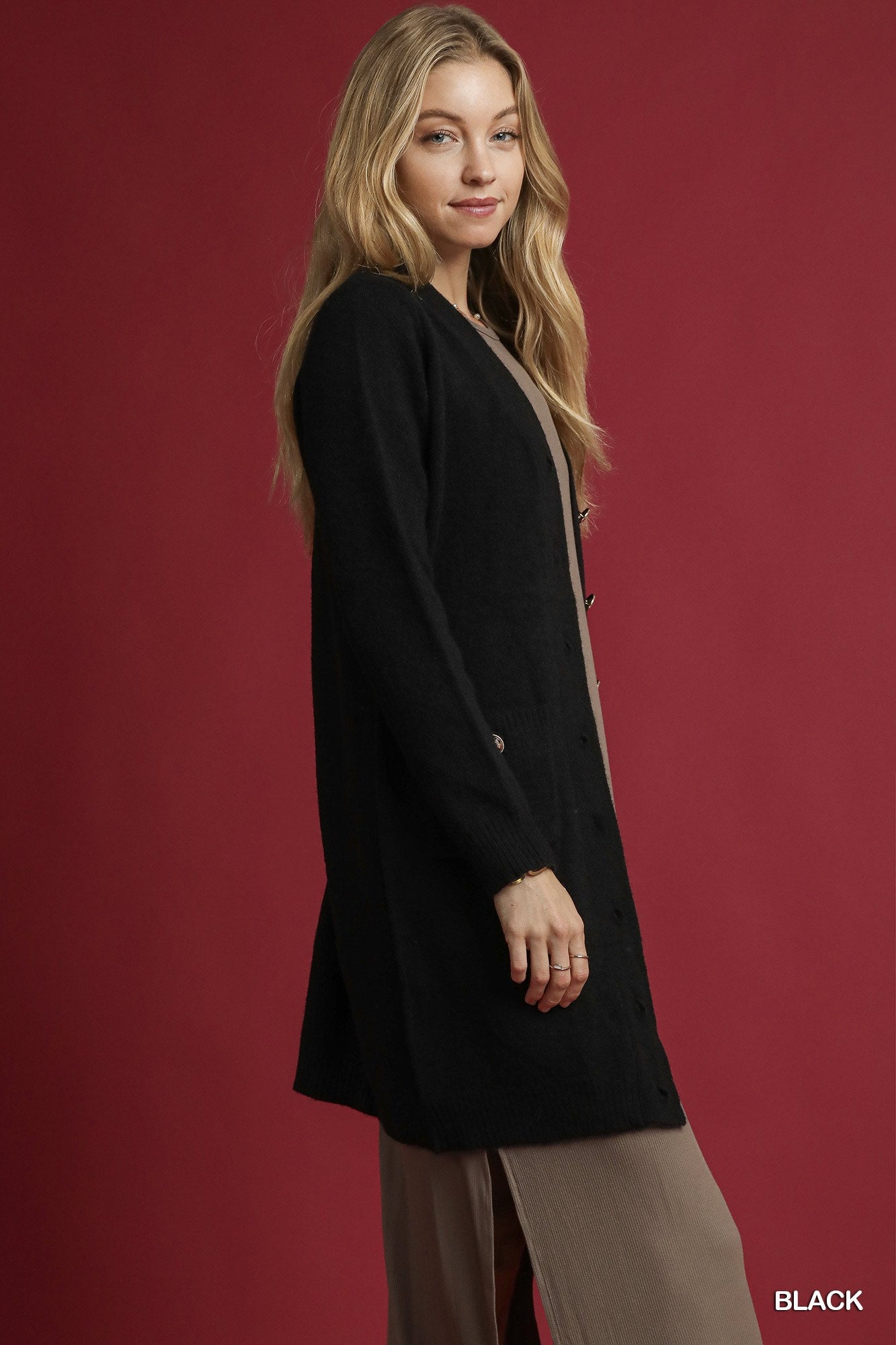 Button Down Long Cardigan in Black (REG)