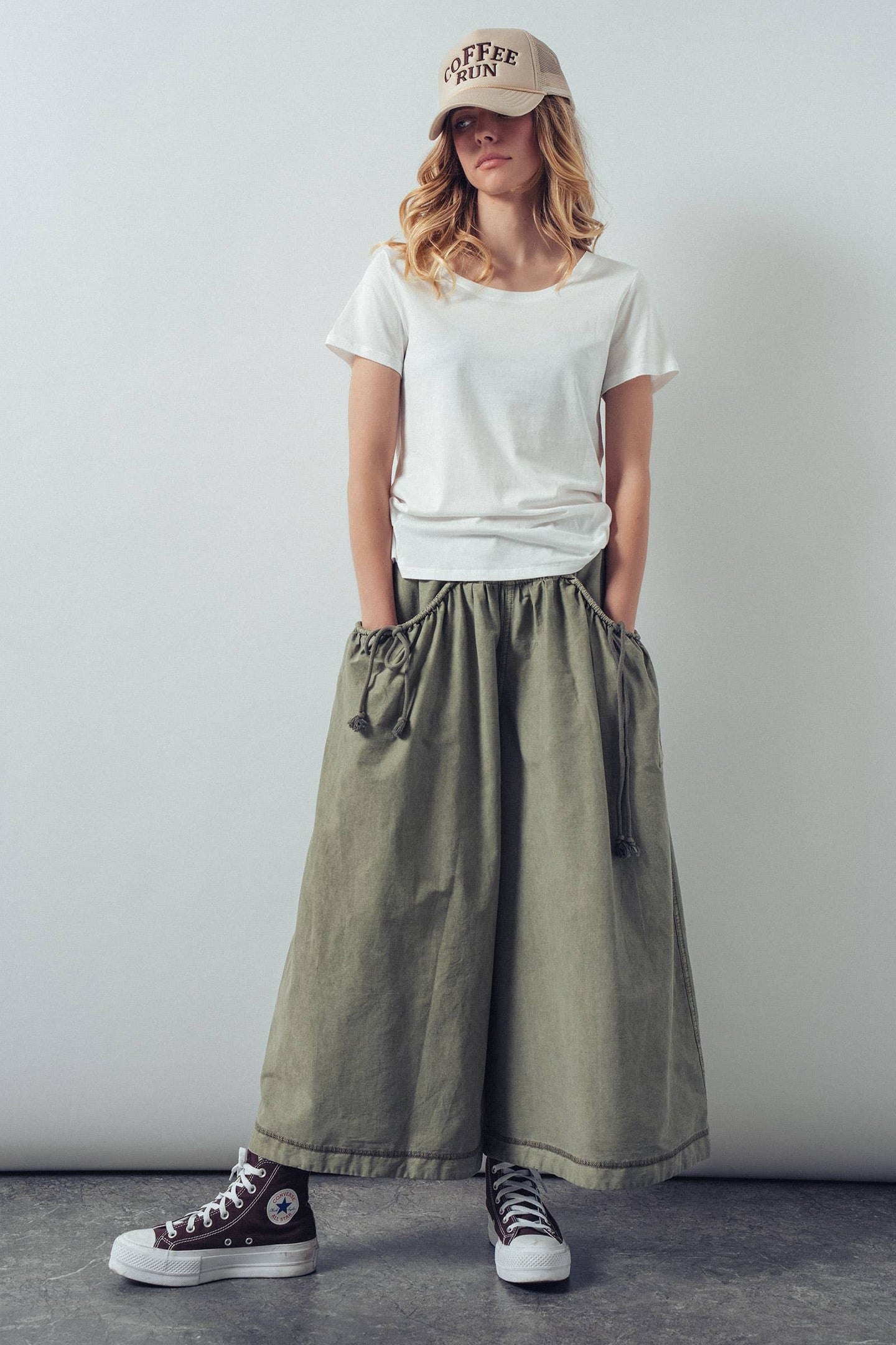 Drawstring Pocket Culotte Pants in Olive (REG)