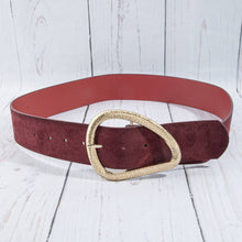Textured Teardrop Suede Belt