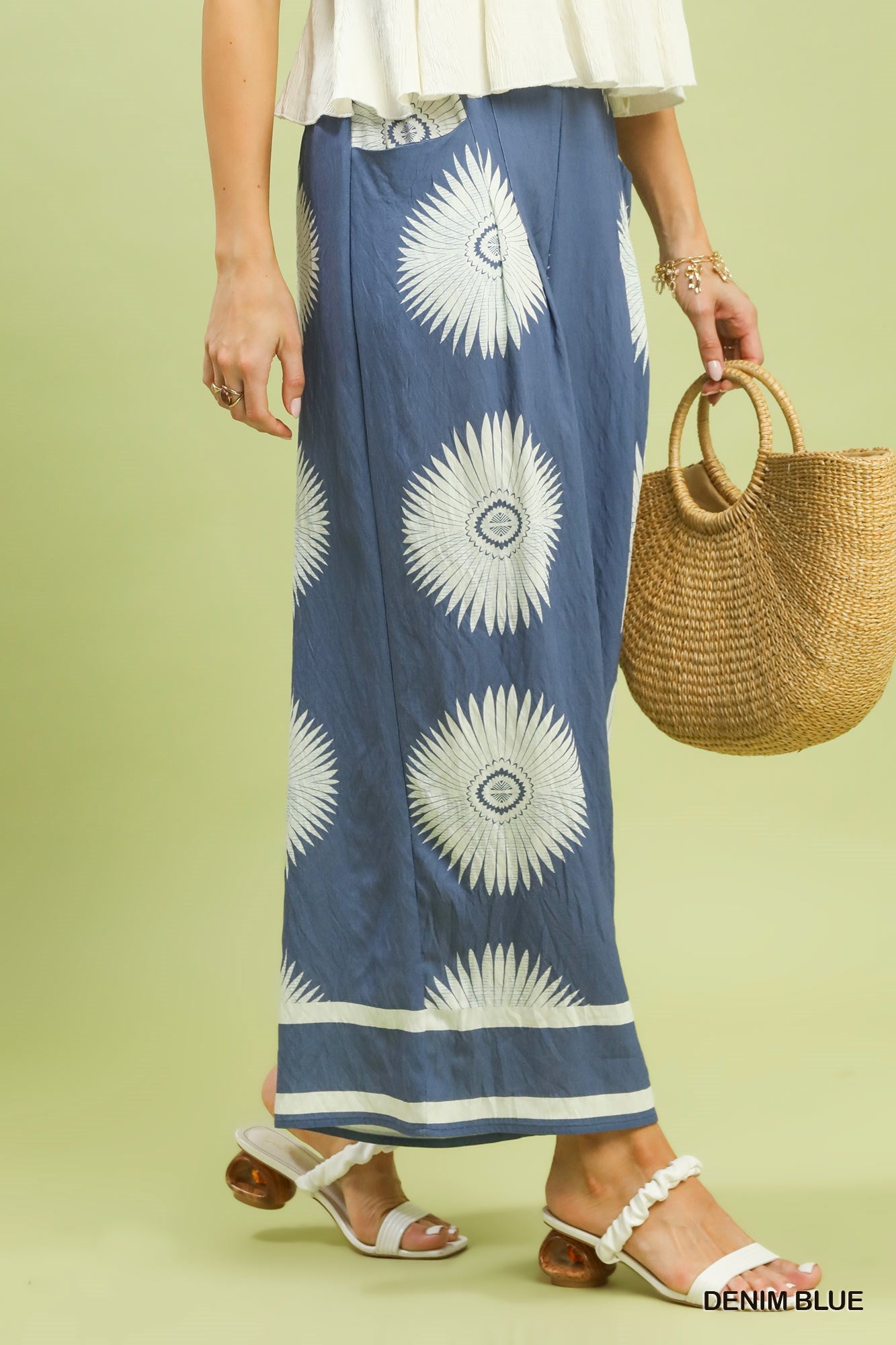Abstract Design Pants in Blue (REG)