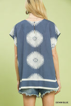 Abstract Design Top in Blue (REG)
