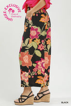 Darlene Floral Pants in Black (REG)