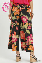 Darlene Floral Pants in Black (REG)