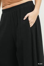 Voluminous Wide Leg Pants in Black (REG)