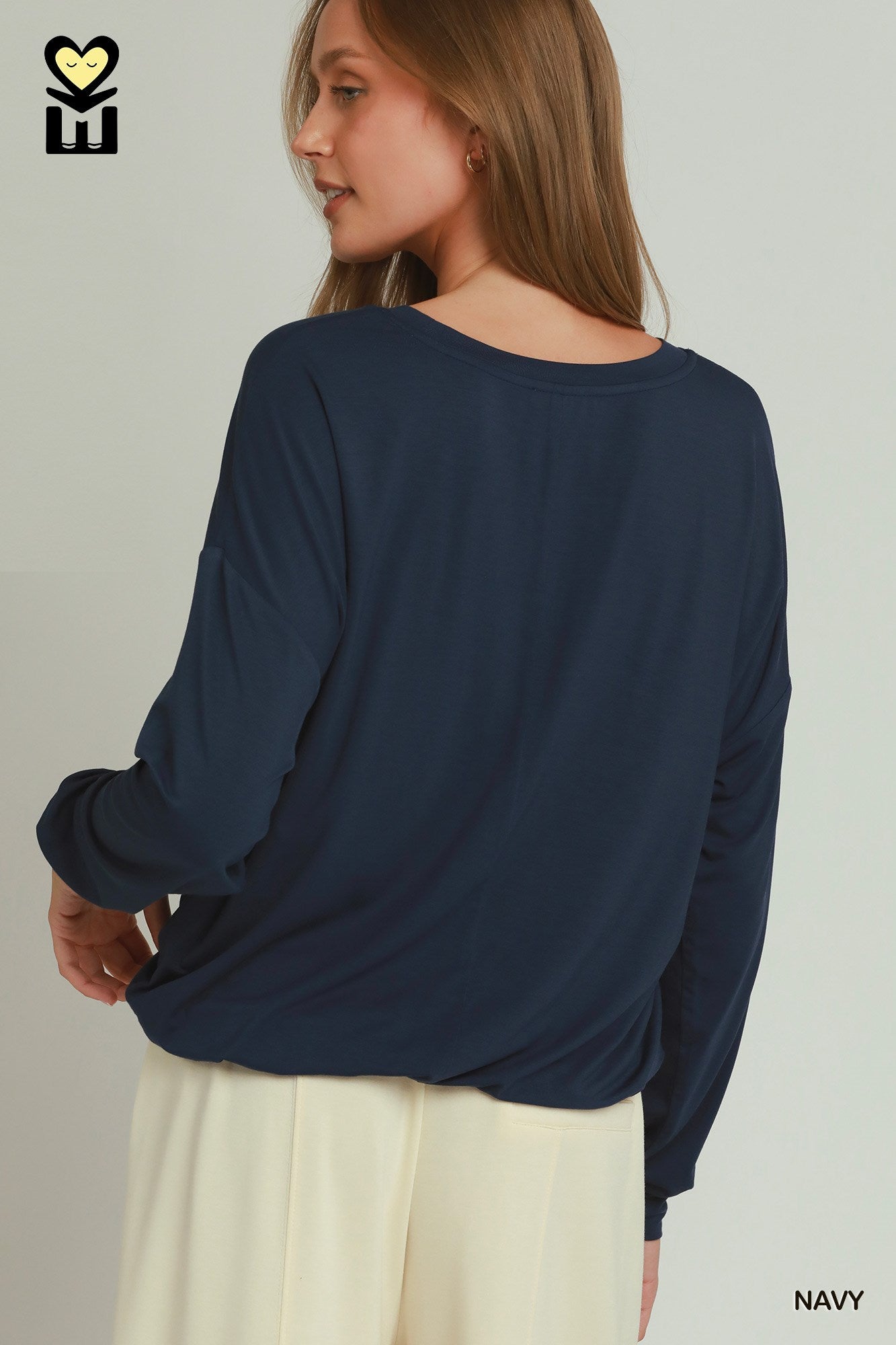 Long Sleeve Bubble Hem Top in Navy (REG)