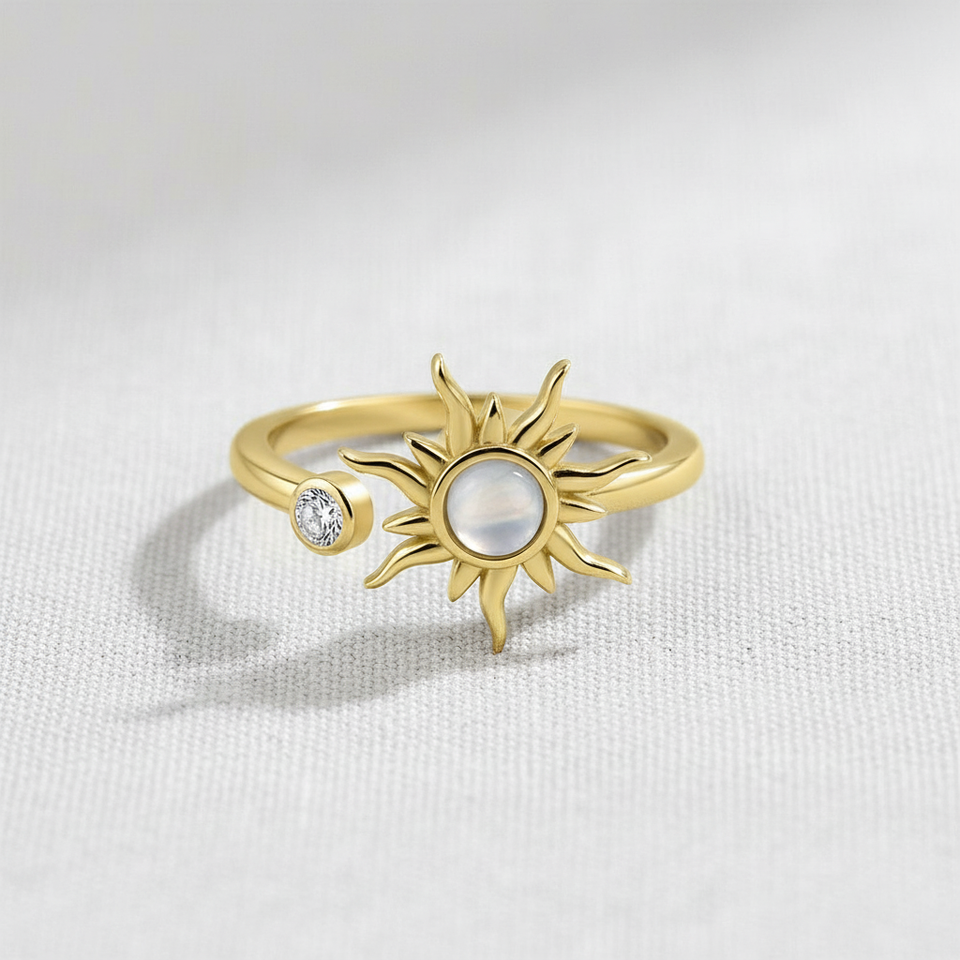 Rotating Radiant Sun Ring