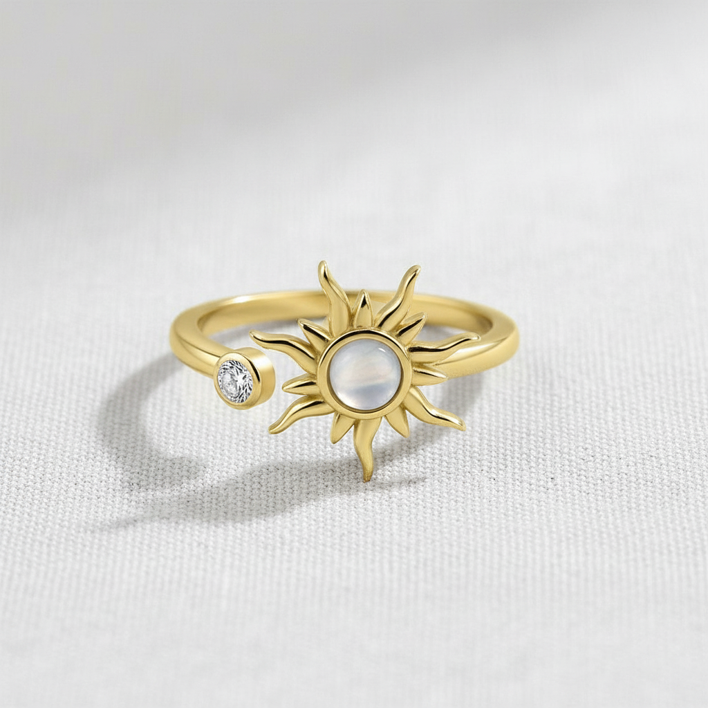 Rotating Radiant Sun Ring
