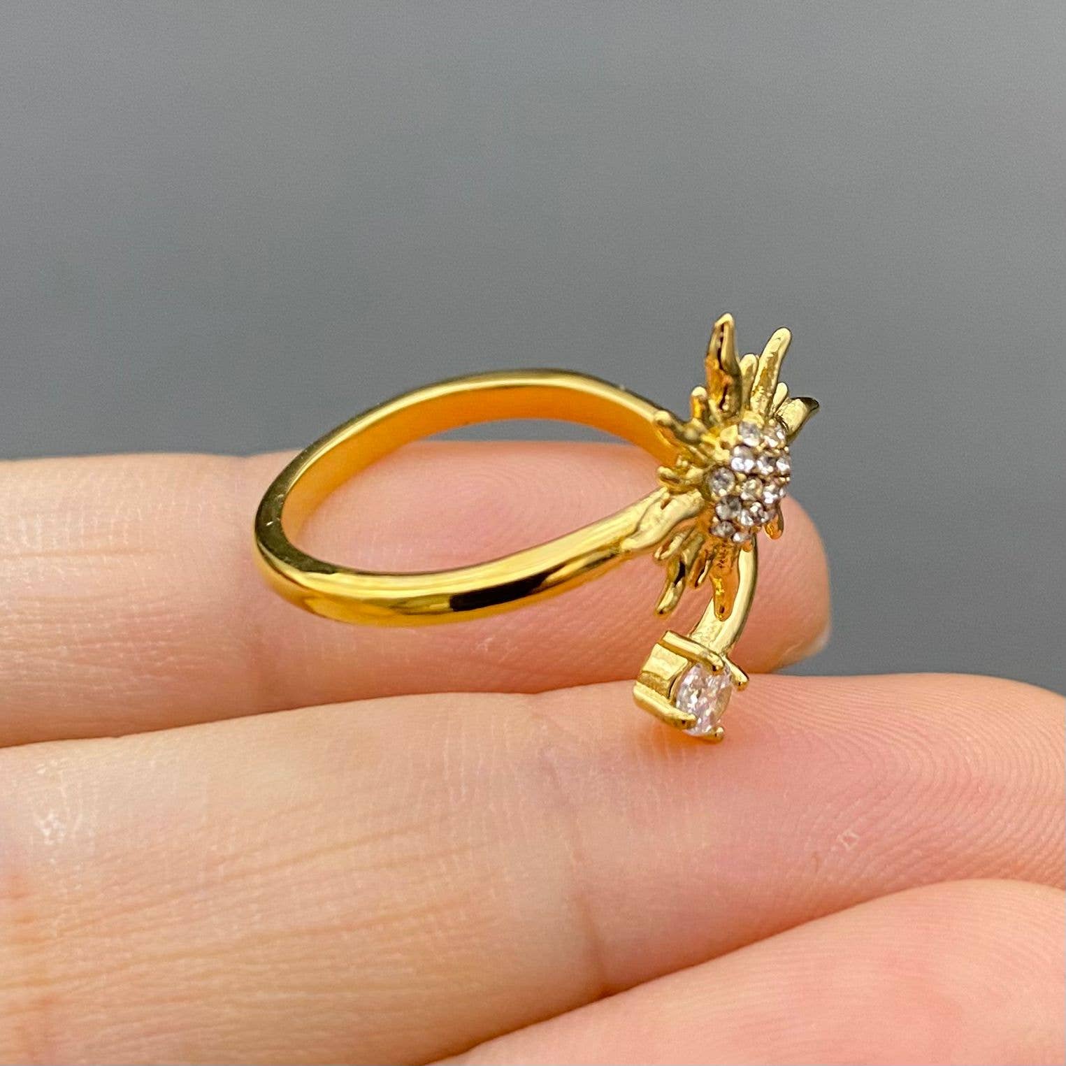 CZ Inlaid Sun 18K Ring