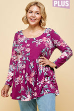 Sarah Floral Tunic Top in Plum (PLUS)
