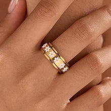 18K Stainless Steel Daisy Spinner Ring
