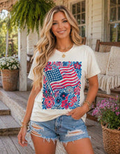 Floral Flag Graphic Tee (REG/PLUS)