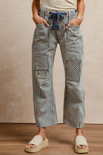 Striped Twill Barrel Pants in Navy (REG)