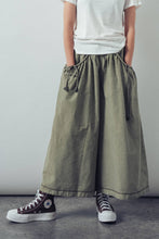 Drawstring Pocket Culotte Pants in Olive (REG)