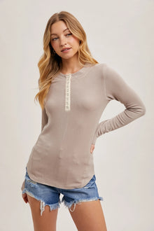 Ribbed Henley Top in Latte (REG)