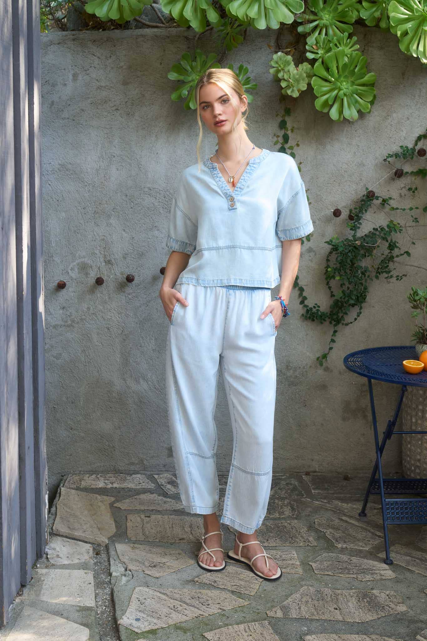 Washed Denim Split Neck Top (REG)