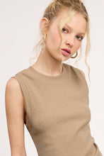 Basic Ribbed Sleeveless Top (REG)