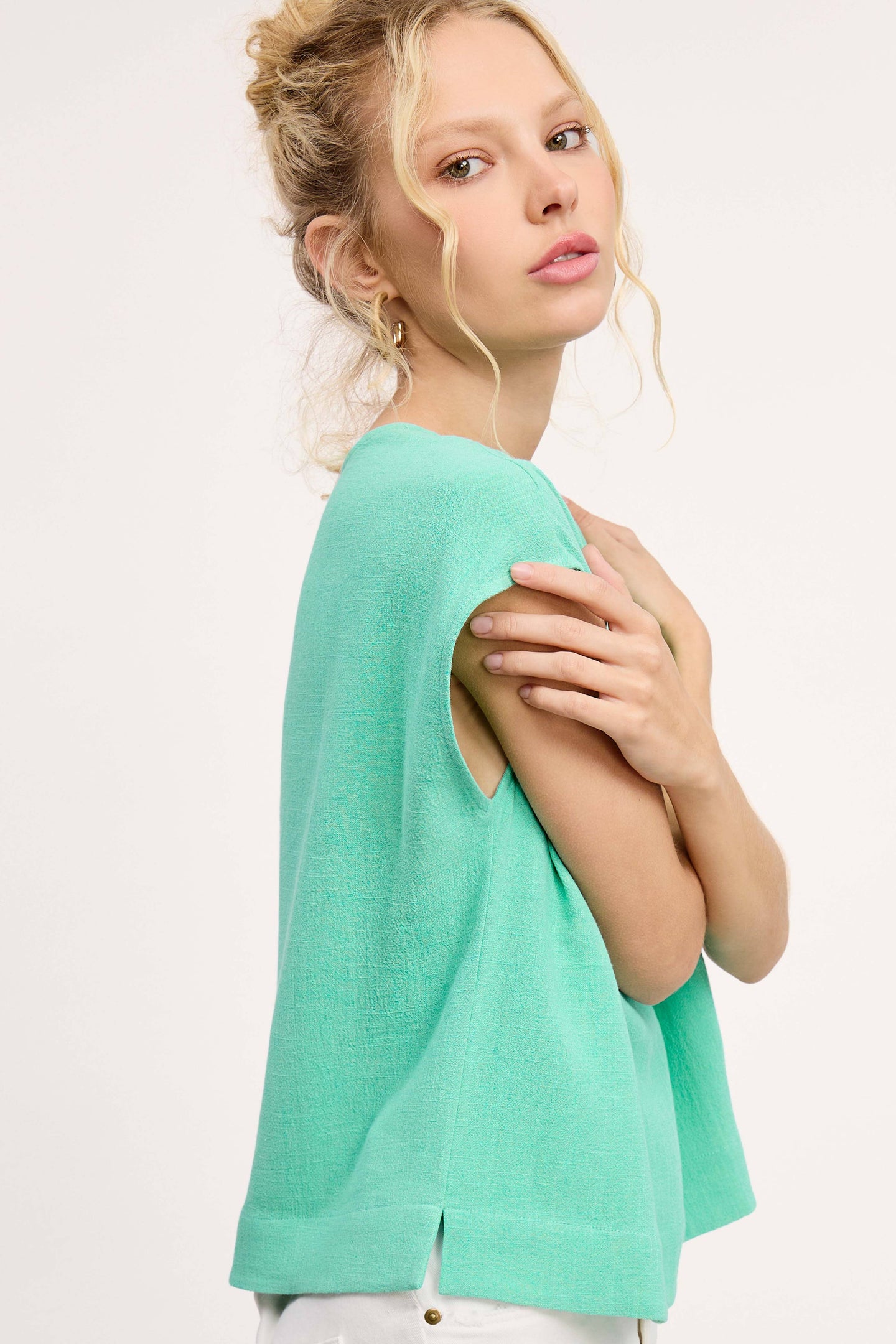 Soft Lightweight Linen Top in Turquoise (REG)