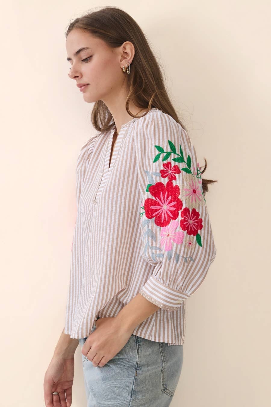 Floral Sleeve Striped Top in Taupe (PLUS)