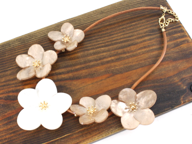 Acrylic Flower Statement Necklace