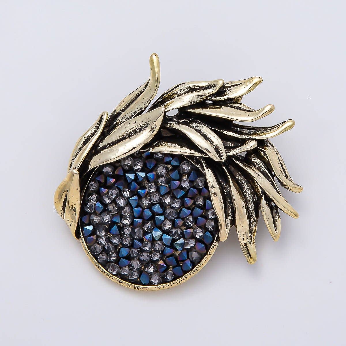 Blue Multi Vintage Round Brooch