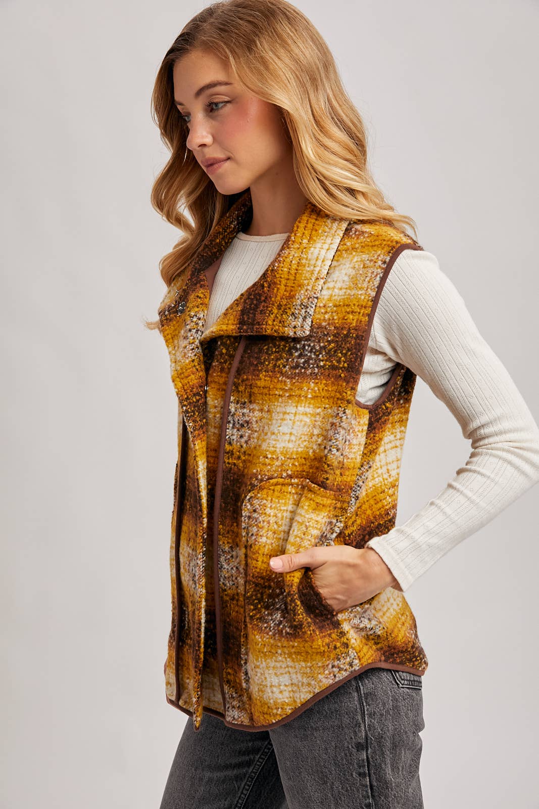 Mustard Flannel Plaid Vest (REG)