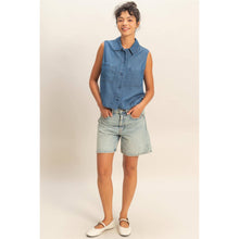 Sleeveless Dark Denim Button-Up Top (REG)