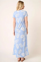 Leaf Print Maxi Dress in Blue (REG)