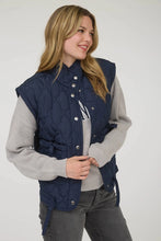 Snap Button Quilted Puffer Vest in Navy (REG)