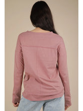 Mineral Washed Button Top in Mauve (REG)